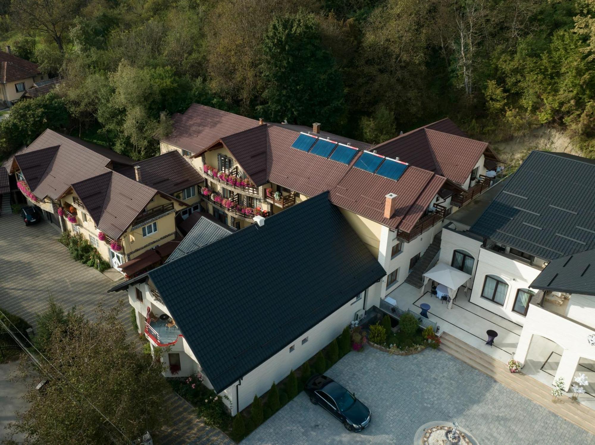 Pensiunea Marinela Sighetu Marmaţiei Exteriör bild