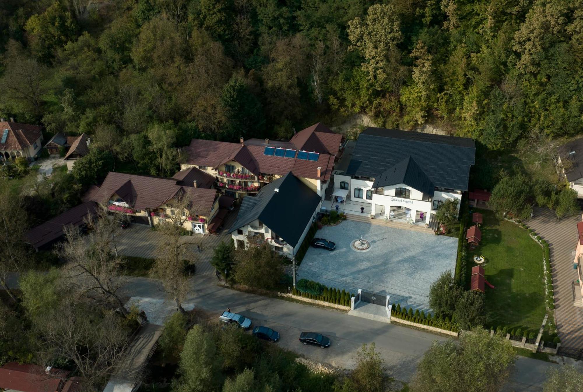 Pensiunea Marinela Sighetu Marmaţiei Exteriör bild